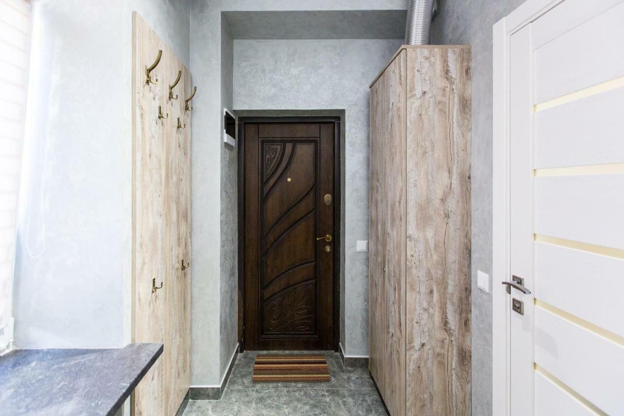 Дизайнерська Віп Квартира По Вулиці Куліша 14 リヴィウ エクステリア 写真